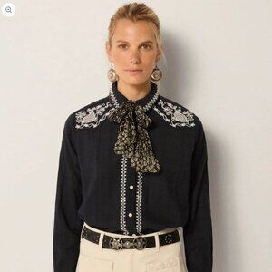 Maison Hotel Charro Blouse